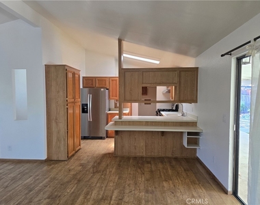 2510 Bridle Trail - Photo Thumbnail 17