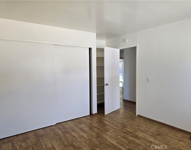 2510 Bridle Trail - Photo Thumbnail 25