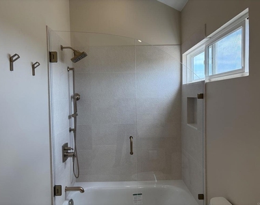 1821 Wilton Road - Photo Thumbnail 17