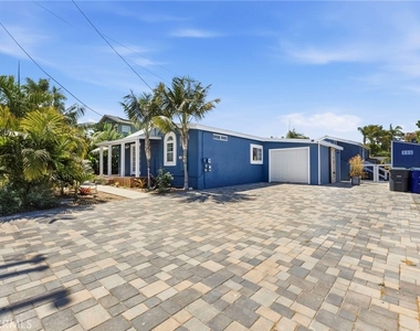 142 E Glaucus St - Photo Thumbnail 2