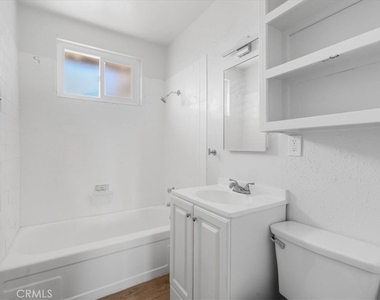 5351 Maitland Ave., Unit 3 Street - Photo Thumbnail 17