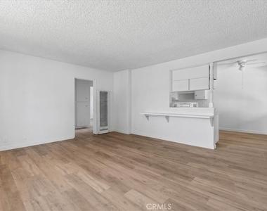 5351 Maitland Ave., Unit 3 Street - Photo Thumbnail 10