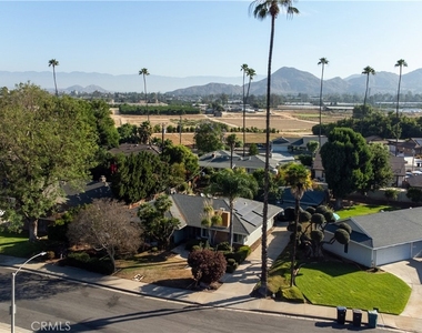 1185 La Subida Court - Photo Thumbnail 30
