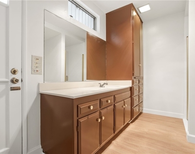 1185 La Subida Court - Photo Thumbnail 9