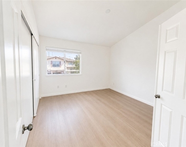 1567 Corte Santana - Photo Thumbnail 7