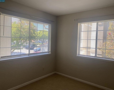 4324 Conejo Dr - Photo Thumbnail 15