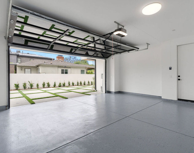 4326 Serene Place - Photo Thumbnail 32