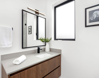4326 Serene Place - Photo Thumbnail 16