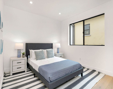 4326 Serene Place - Photo Thumbnail 20