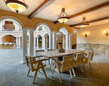 3911 Oeste Avenue - Photo Thumbnail 38