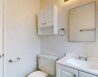 11284 Montana Avenue - Photo Thumbnail 10