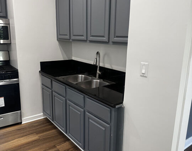 5347 Monroe Street - Photo Thumbnail 5