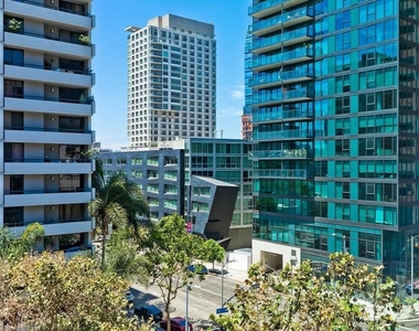 645 W 9th Street - Photo Thumbnail 9