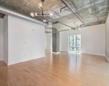 645 W 9th Street - Photo Thumbnail 4