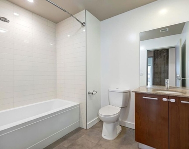 645 W 9th Street - Photo Thumbnail 22