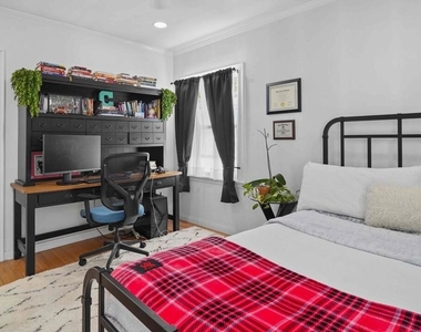 3801 Sutro Avenue - Photo Thumbnail 12