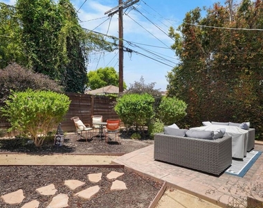 3801 Sutro Avenue - Photo Thumbnail 26