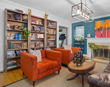3801 Sutro Avenue - Photo Thumbnail 8