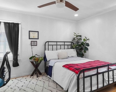 3801 Sutro Avenue - Photo Thumbnail 14