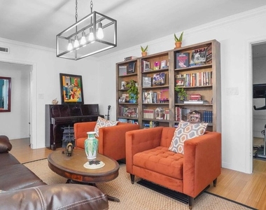 3801 Sutro Avenue - Photo Thumbnail 5