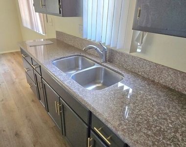 2219 Crenshaw Boulevard - Photo Thumbnail 1