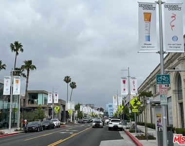 505 N San Vicente Boulevard - Photo Thumbnail 14