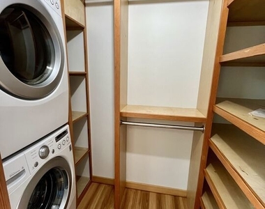 505 N San Vicente Boulevard - Photo Thumbnail 7