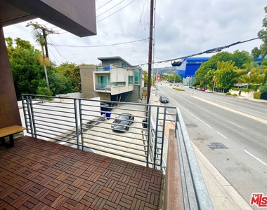 505 N San Vicente Boulevard - Photo Thumbnail 4