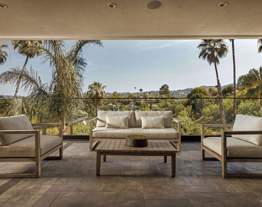 16838 Oak View Drive - Photo Thumbnail 6