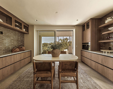 16838 Oak View Drive - Photo Thumbnail 9