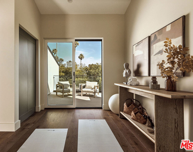 16838 Oak View Drive - Photo Thumbnail 32