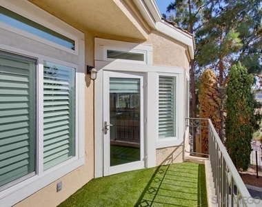 7130 Calabria Ct - Photo Thumbnail 30