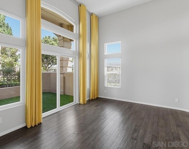 7130 Calabria Ct - Photo Thumbnail 14