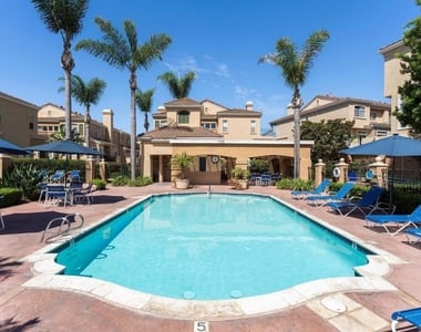 7130 Calabria Ct - Photo Thumbnail 61