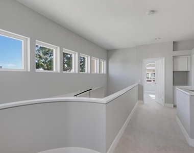 7130 Calabria Ct - Photo Thumbnail 38