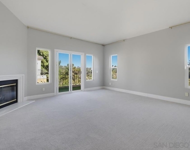 7130 Calabria Ct - Photo Thumbnail 42