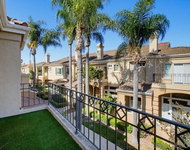 7130 Calabria Ct - Photo Thumbnail 51