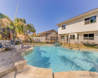 2735 Waterbury Way - Photo Thumbnail 1