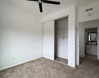 2735 Waterbury Way - Photo Thumbnail 21