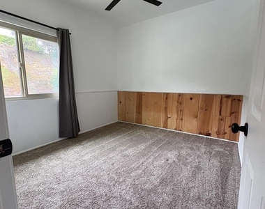2735 Waterbury Way - Photo Thumbnail 39