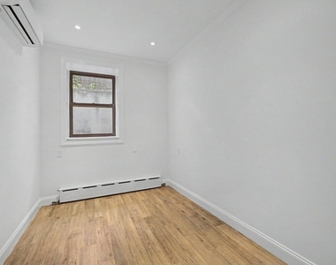 329 Union Street - Photo Thumbnail 7