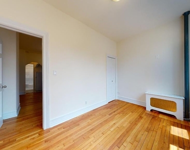 West 84th Street - Photo Thumbnail 6