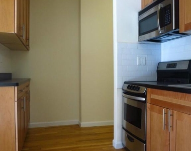 East 74th Street - Photo Thumbnail 3