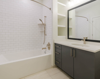 3 Westchester Park Drive - Photo Thumbnail 118