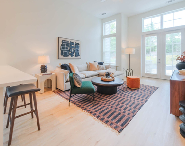 3 Westchester Park Drive - Photo Thumbnail 21
