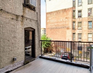 East 108th Street - Photo Thumbnail 8