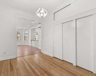 6133 Palmetto Street - Photo Thumbnail 7