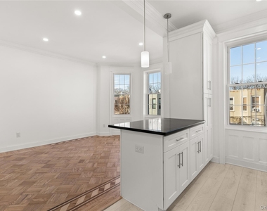 6133 Palmetto Street - Photo Thumbnail 4