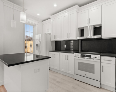 6133 Palmetto Street - Photo Thumbnail 1