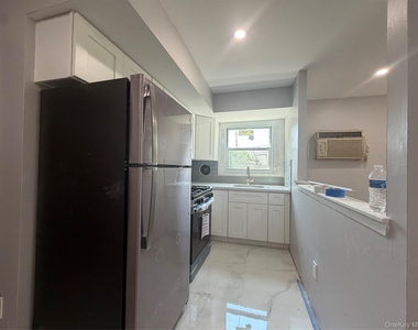 4433 244th Street - Photo Thumbnail 5
